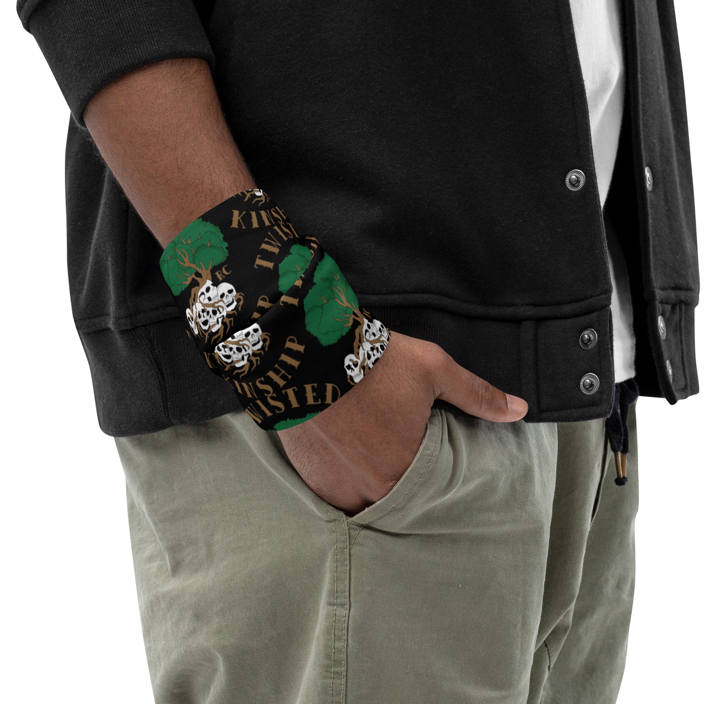 Twisted Kinship Gaiter